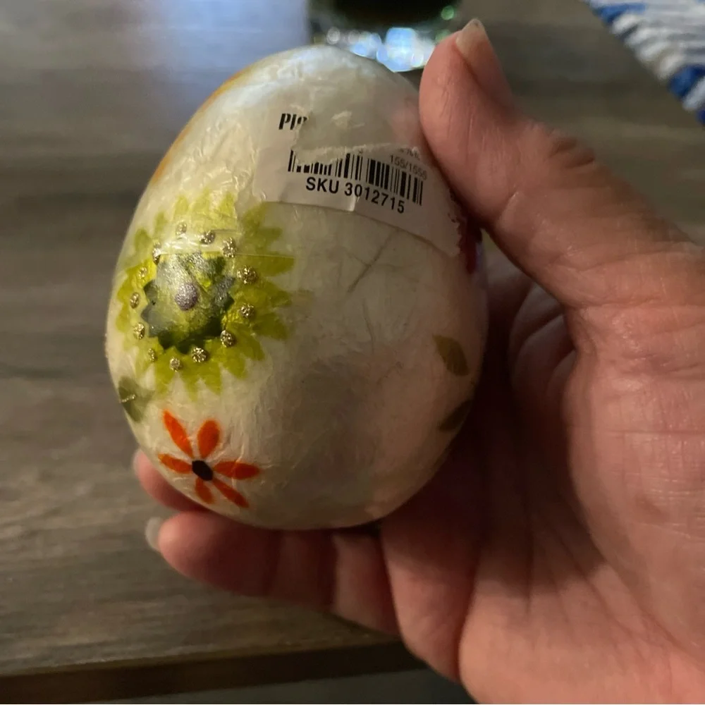 Vintage pair of Handpainted Floral decoupage Easter/Spring decorative Eggs